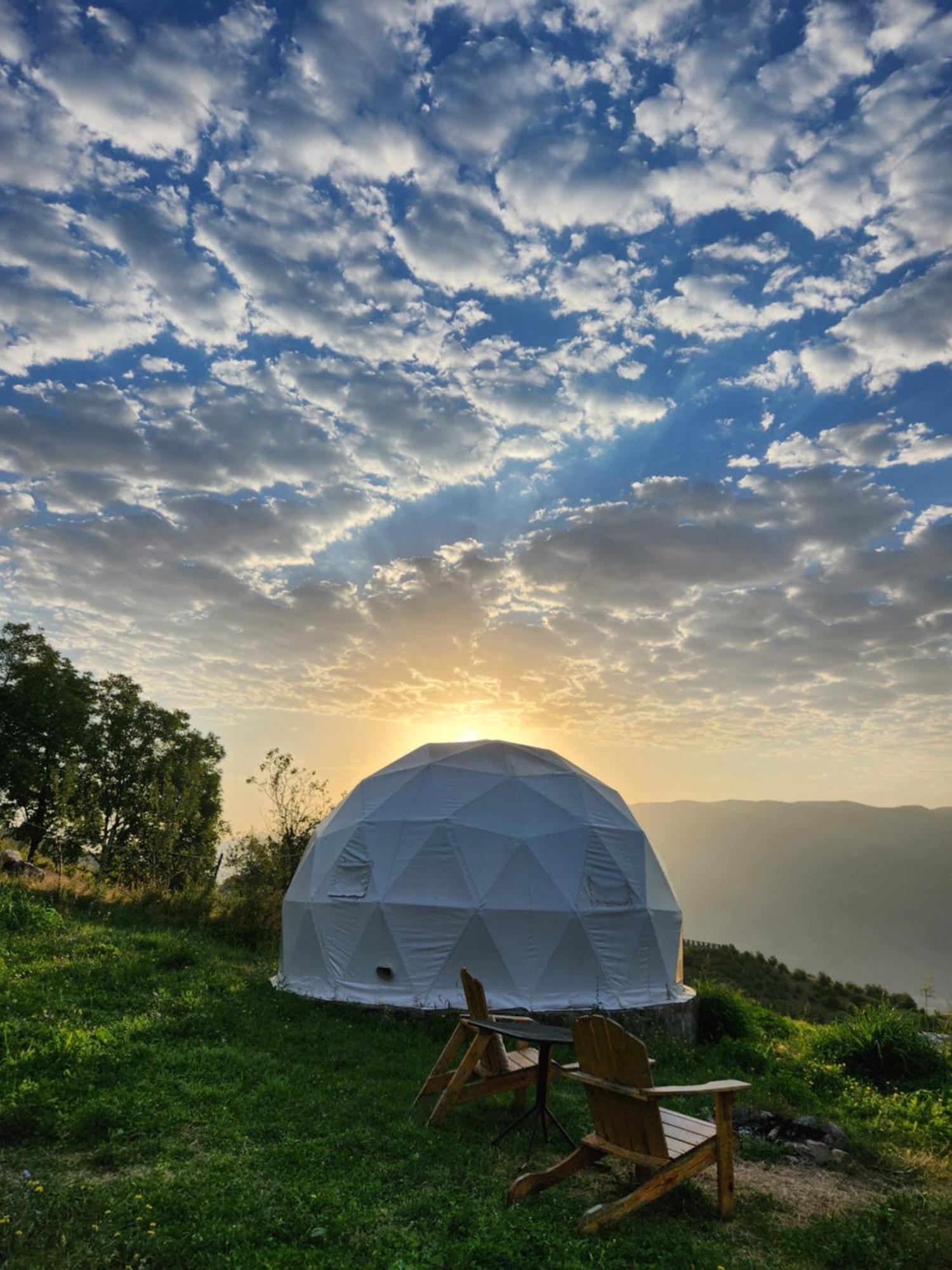 Luxury tent Yenokavan Glamping Ijevan